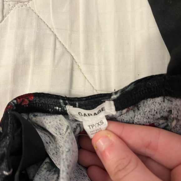 Black top from garage - Picture 2 of 3